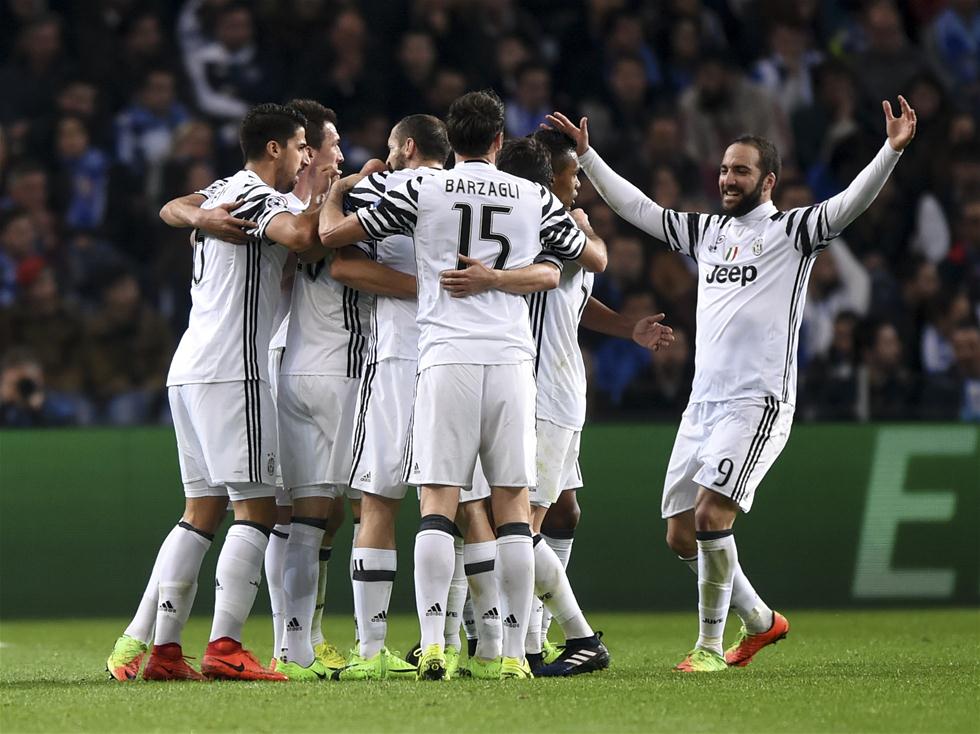 赫拉德-马丁：巴萨完全无需改变踢法，最重要的是做好压迫