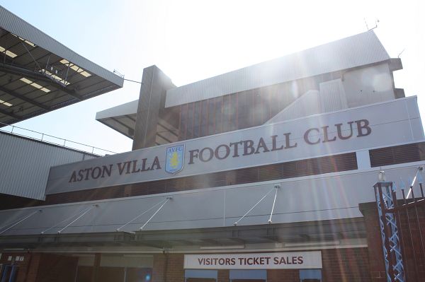 早报：求一个全是名场面的评论区