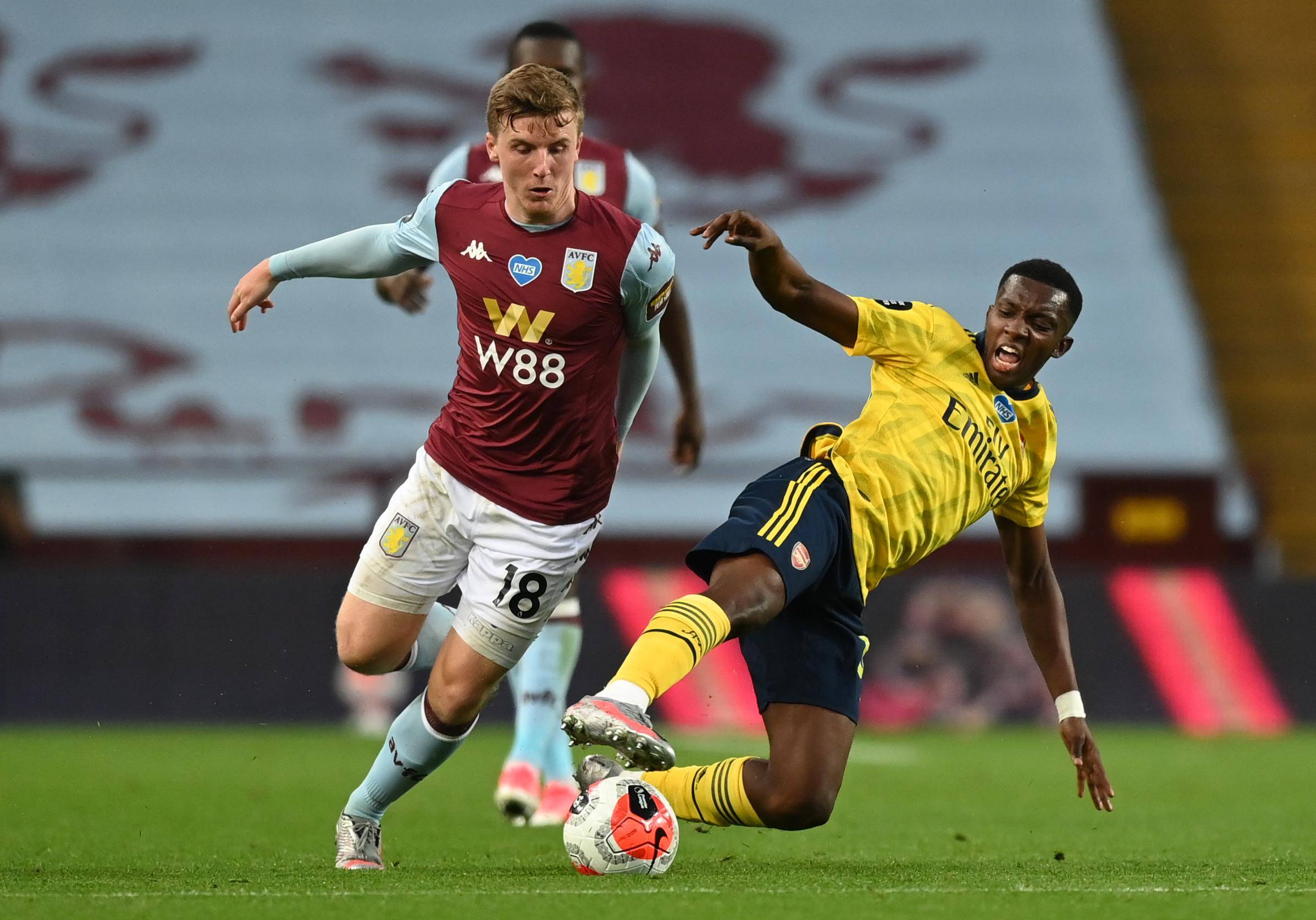 哈登：克尼佩尔投篮准得要命，黄蜂得到他是很大的收获