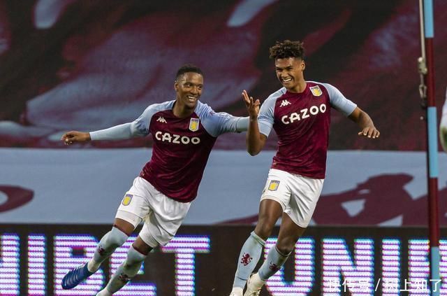 官方：足协杯决赛将于11月6日10：58开票，最低票价180元