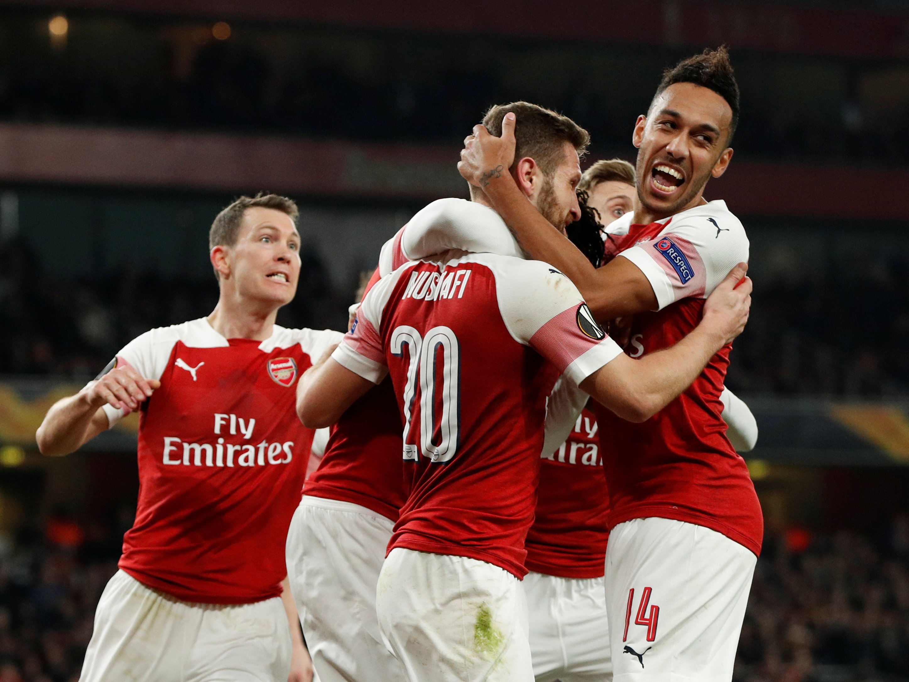 曼晚：曼联决定让莱昂先在青训梯队效力，以适应英格兰足球